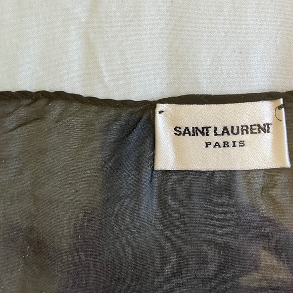 Yves Saint Laurent Silk Chiffon Large SCARF Snake Love 48" X 48" - Picture 10 of 15